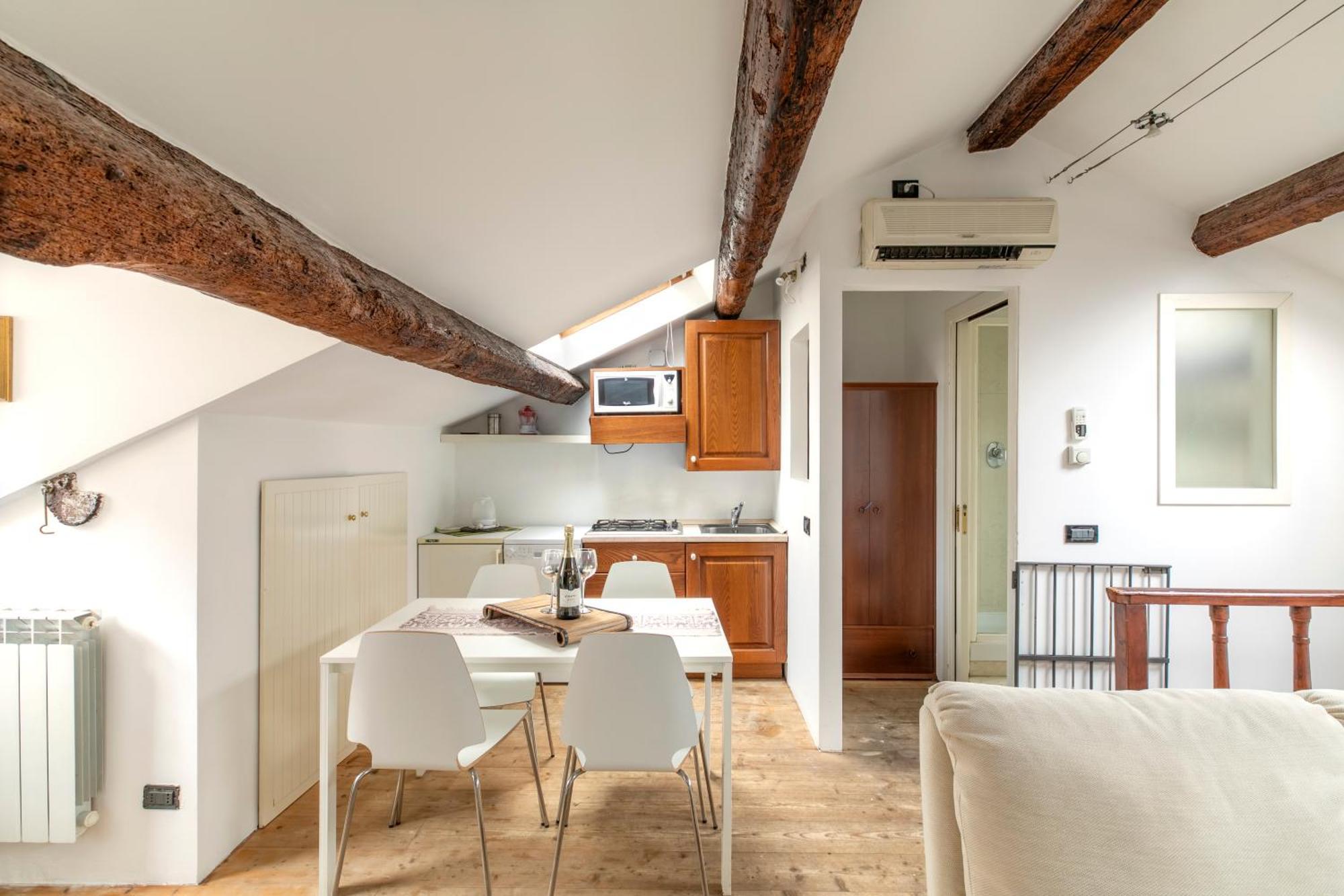 ונציה Nice Lovely Attic For 4 Person With Wifi - A/C מראה חיצוני תמונה