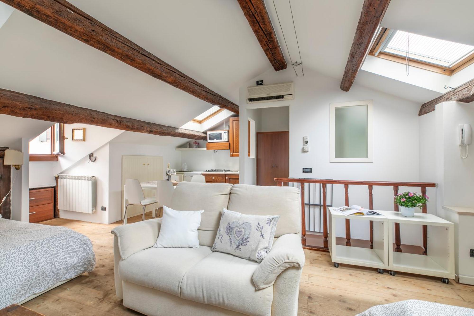 ונציה Nice Lovely Attic For 4 Person With Wifi - A/C מראה חיצוני תמונה